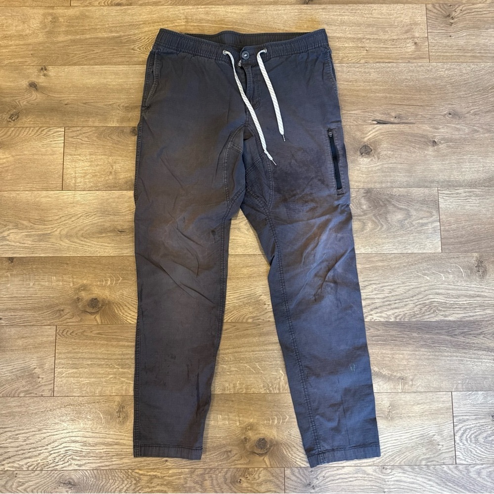 Vuori Ripstop Pants Men's Medium Charcoal Traveler Joggers Hiking Climber Flaws